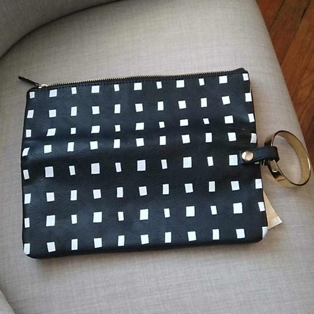 Hand bag